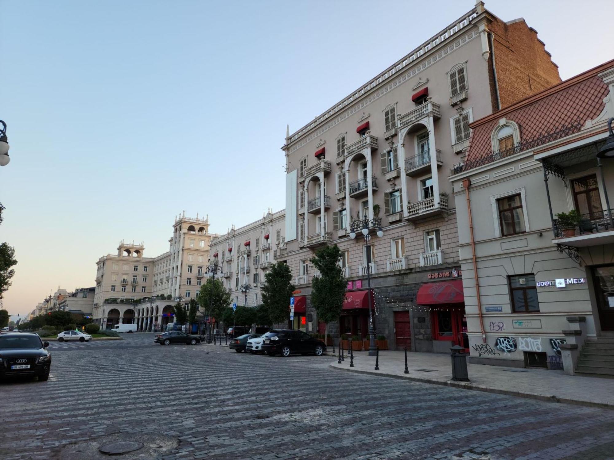 Gallary Hostel Tbilisi Ngoại thất bức ảnh