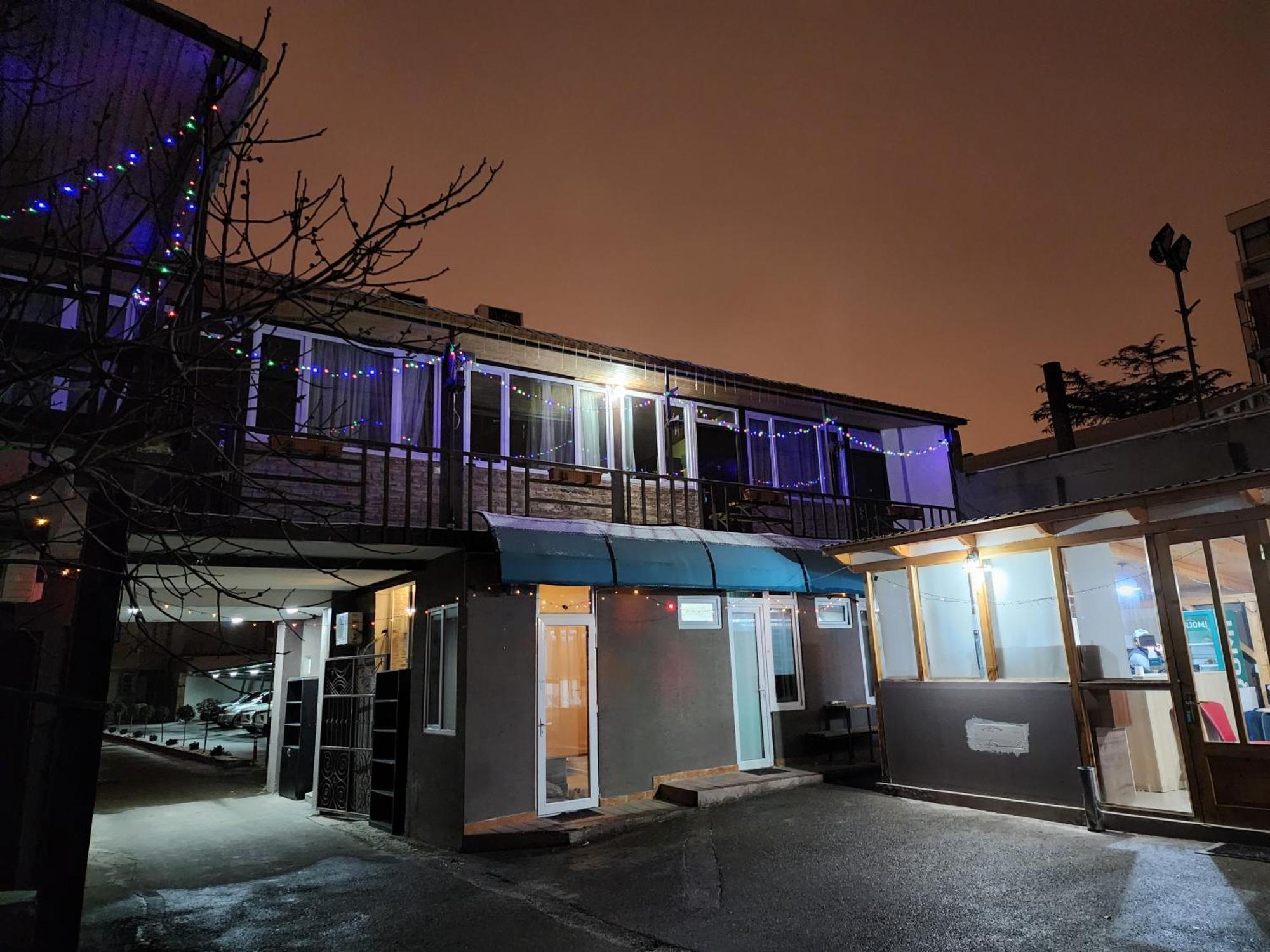 Gallary Hostel Tbilisi Ngoại thất bức ảnh